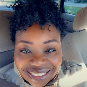 Meet your Posher, Lynette